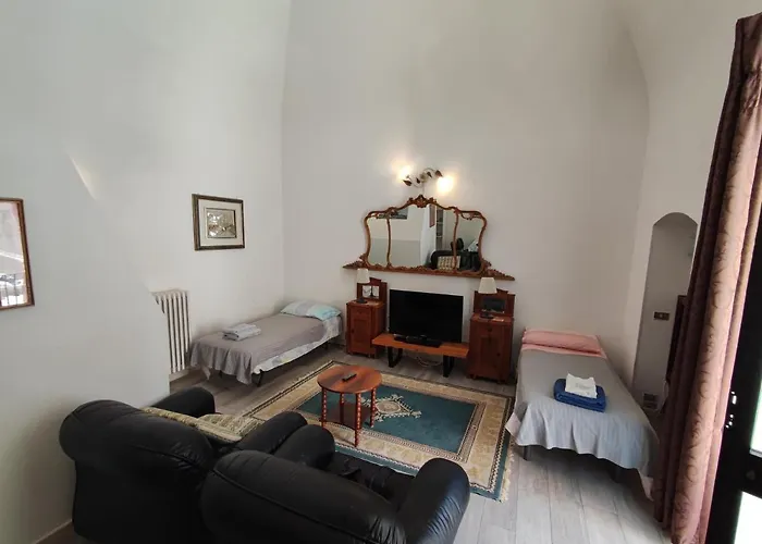 Very Central Apartment, By Shops, Bars, Restaurants